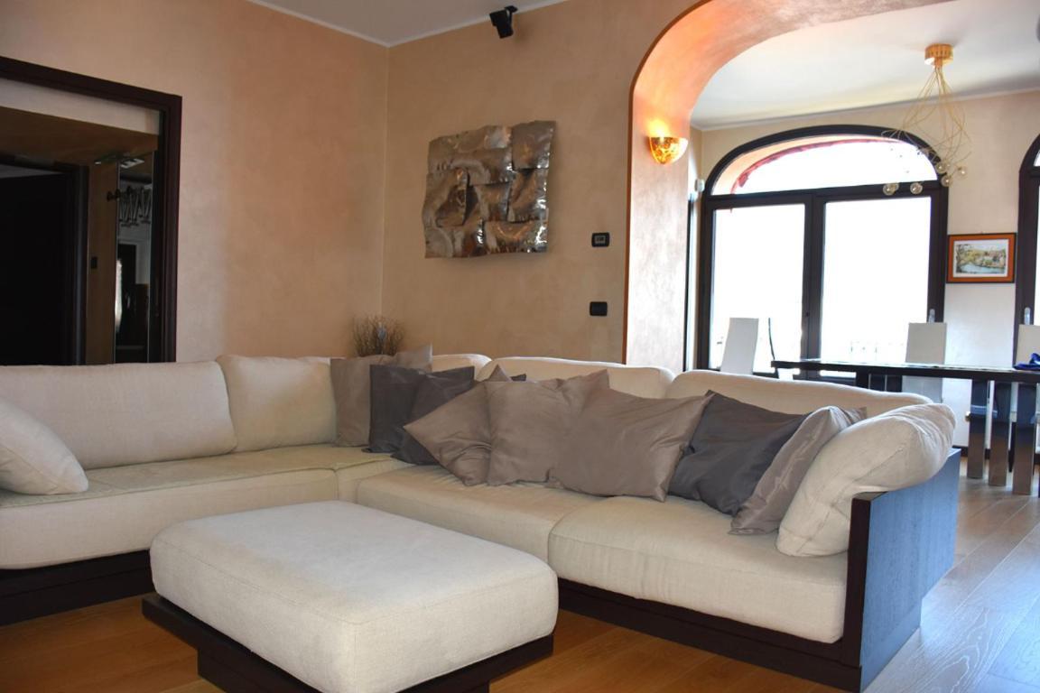 Bellagio Lakeside Apartment エクステリア 写真