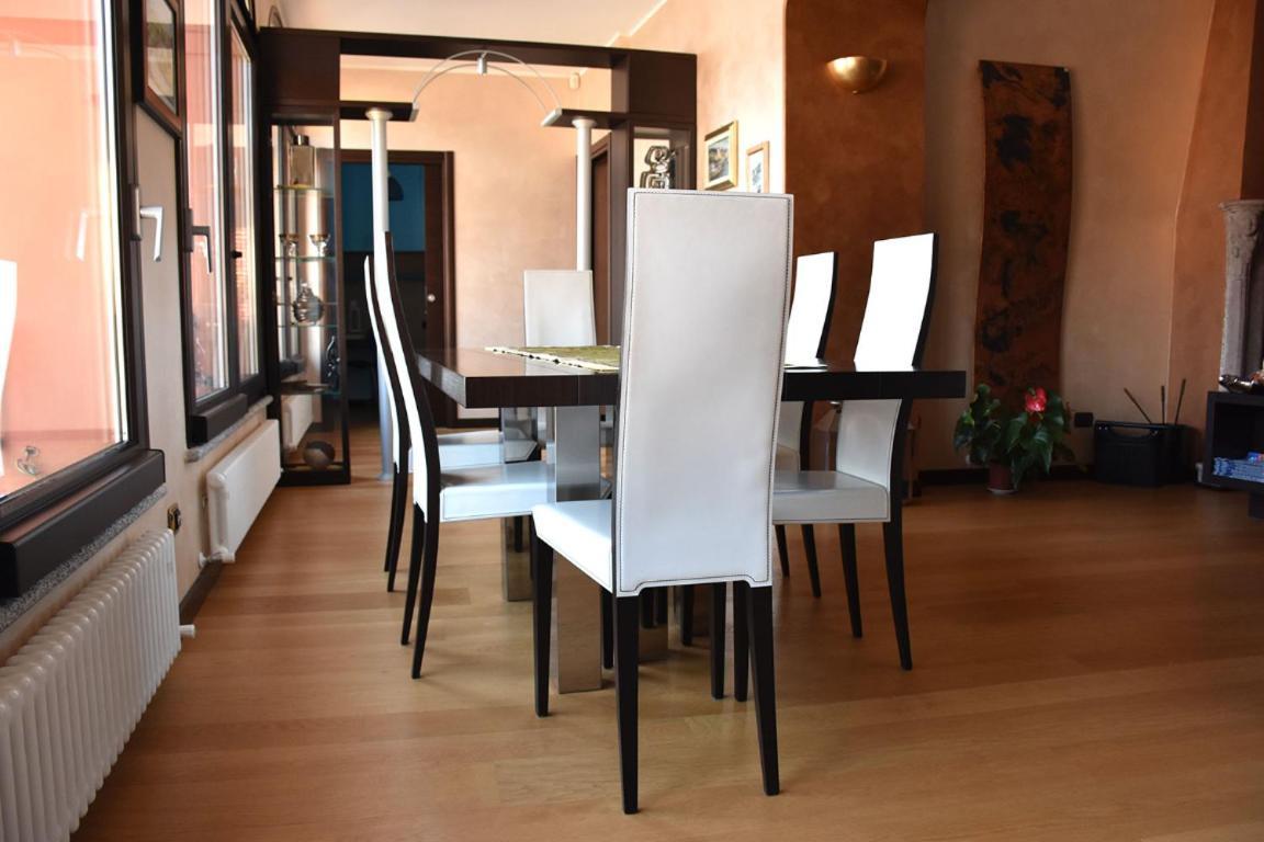 Bellagio Lakeside Apartment エクステリア 写真