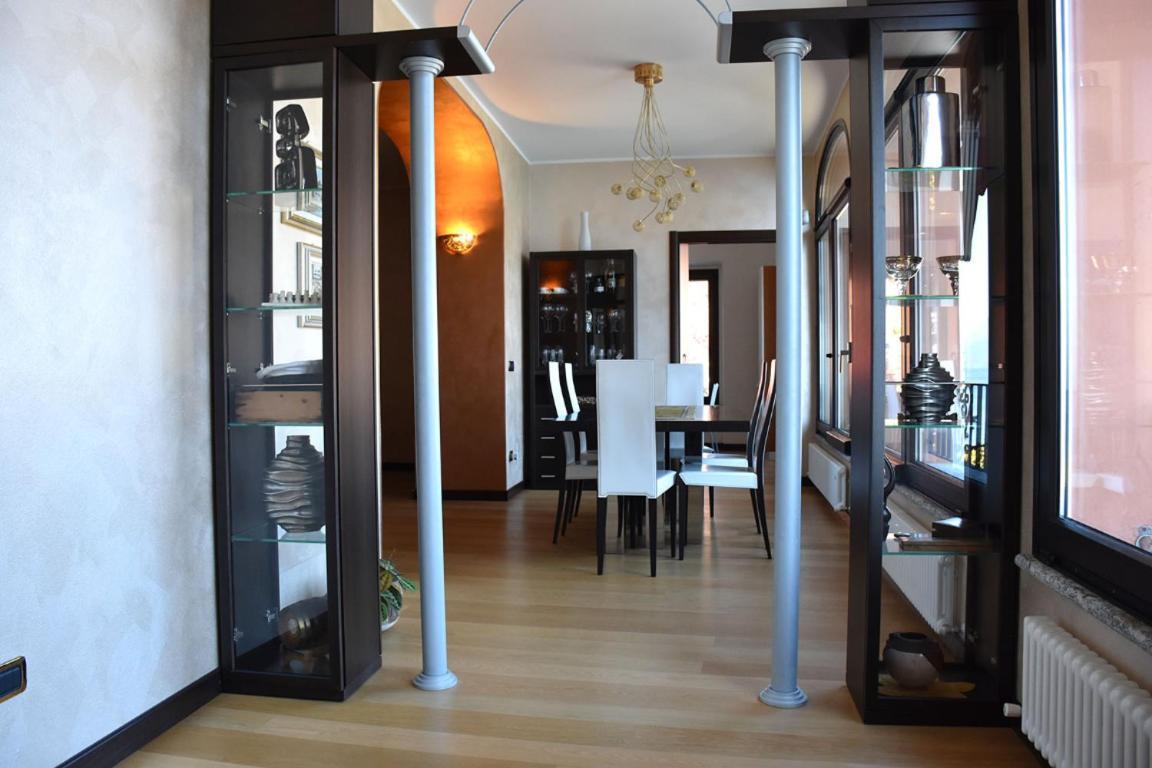 Bellagio Lakeside Apartment エクステリア 写真